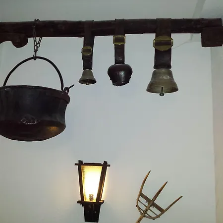 Tschuggen - No Kitchen Апартаменти *