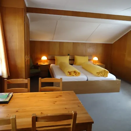 Tschuggen - No Kitchen Апартаменти